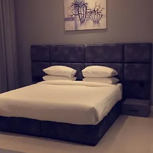 احجز هنا